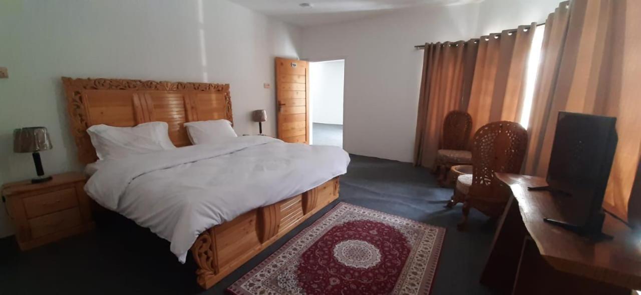 Hotel Reego Skardu Buitenkant foto